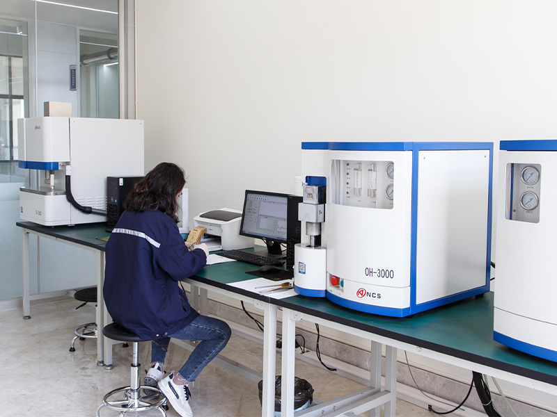 Máy phân tích hydro, oxy, carbon và lưu huỳnh